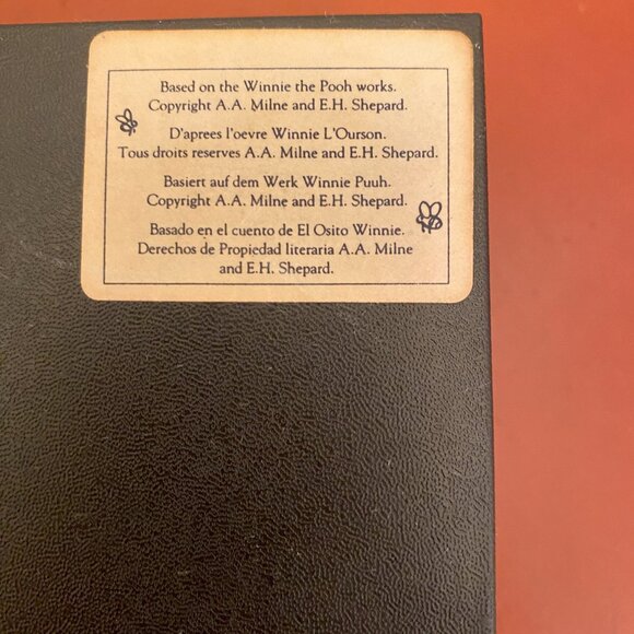 Vintage Winnie the Pooh watch with box. Interchangable bands and bezels - Picture 5 of 6